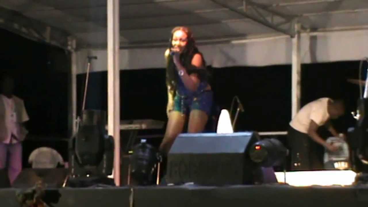 STROMREX PERFORMS - 
