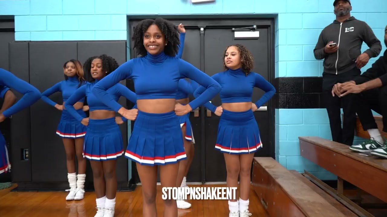 HIGH SCHOOL CHEERLEADERS TAKE OVER COLLEGE GAME! SHUT IT DOWN!