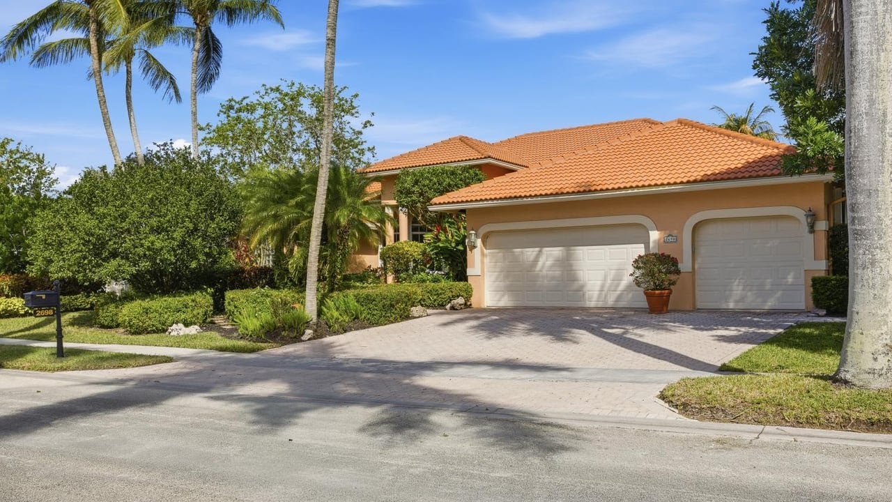 2698 Cypress Ln, Weston, FL