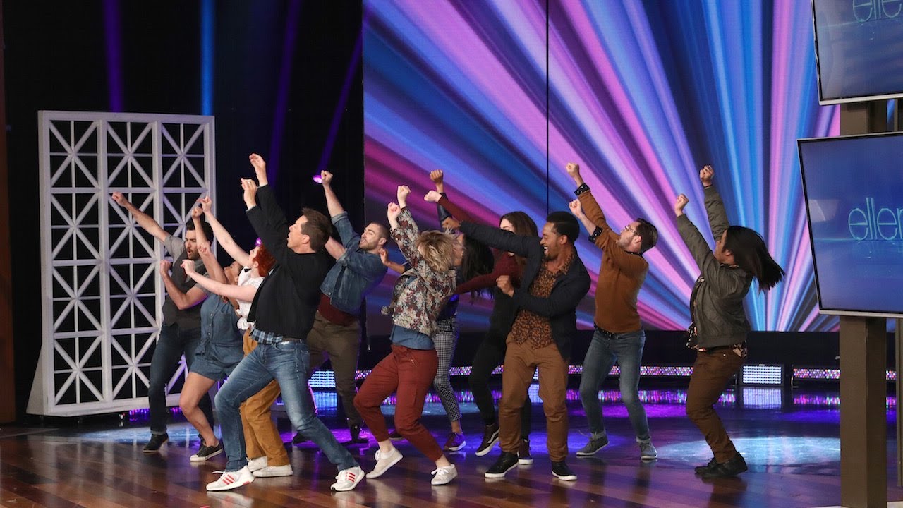 Sean Hayes Kicks Off the Show with an Amazing Dance