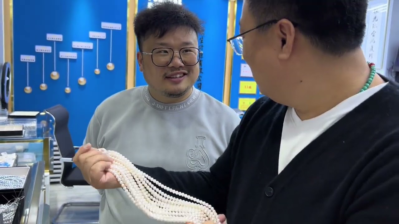 走进全国最大珍珠批发市场，天然海水也才几十，这里你来过吗？ #珍珠项链 #串珠 #天然珍珠 #海水珍珠