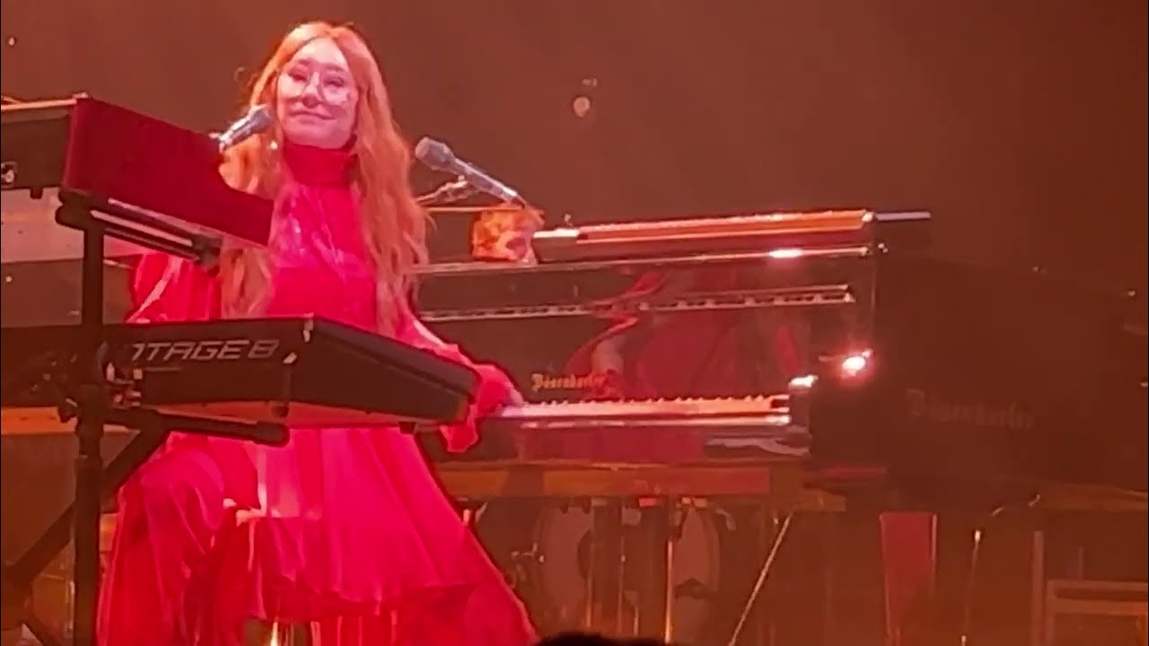 Tori Amos - A Sorta Fairytale and Tori's Travel Games Tales- Liverpool Philharmonic Hall - 31/3/23