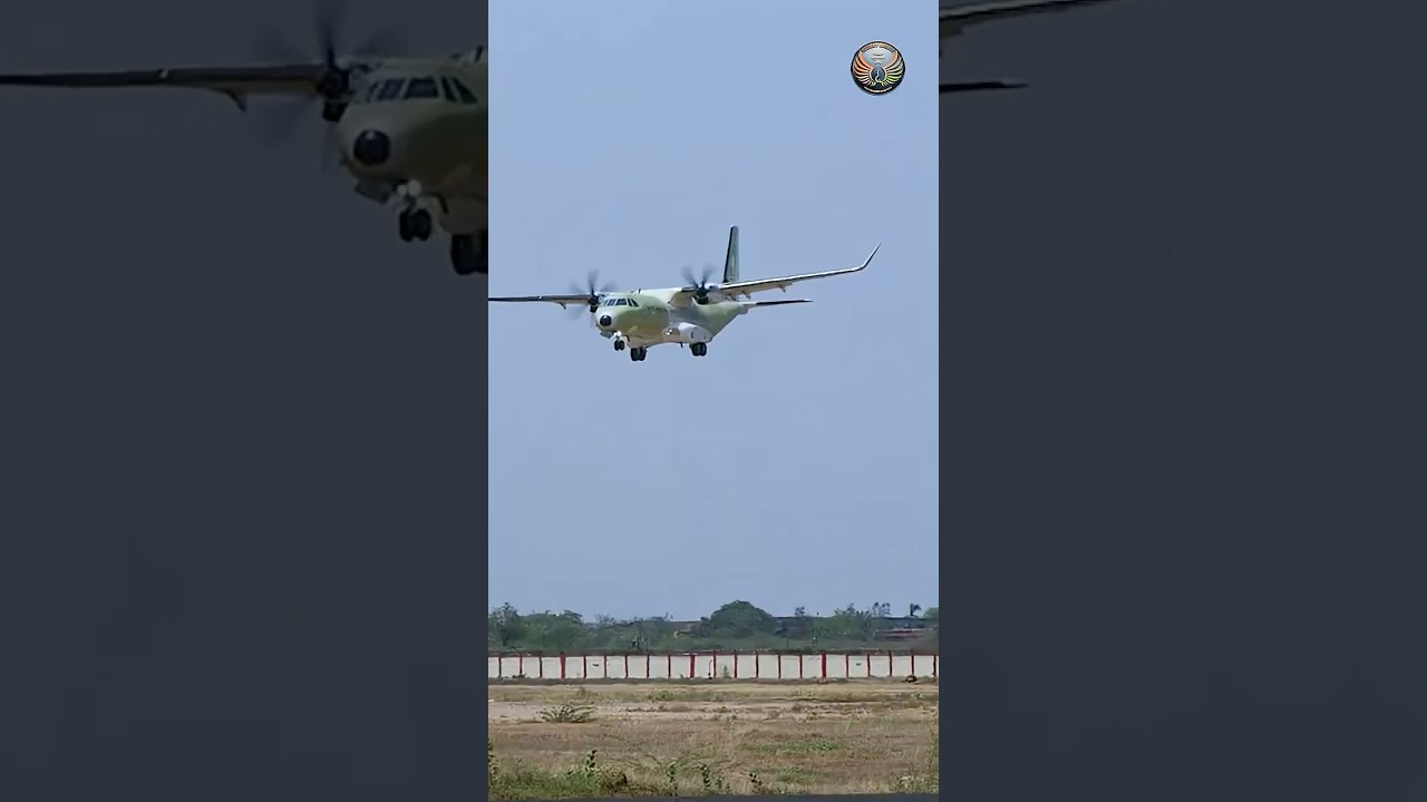 Первый в Индии самолет C-295, произведенный в Вадодаре, совершил свой первый полет | #shorts #c29...