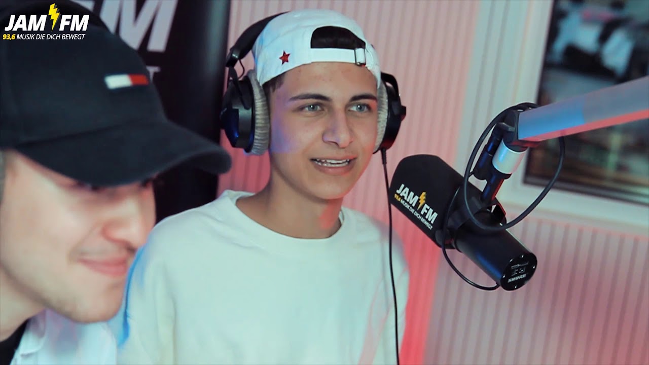 LUKAS RIEGER verarscht FAN!
