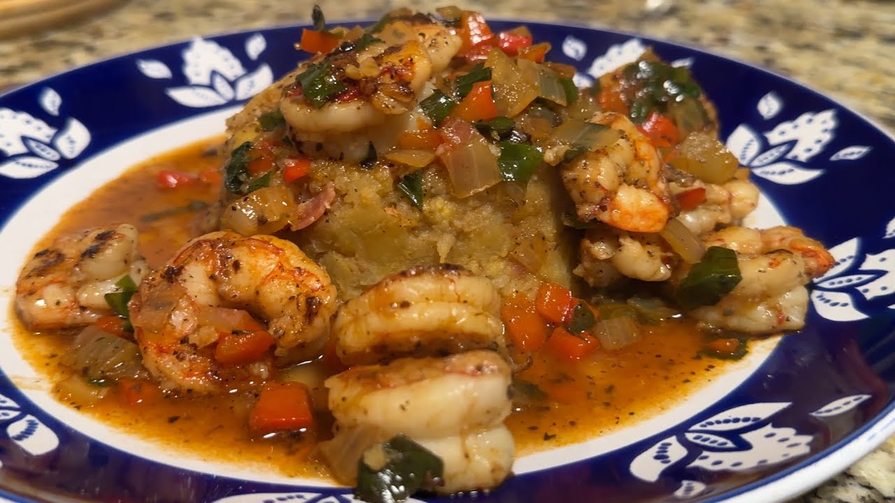 Authentic Puerto Rican Mofongo | Shrimp in Creole Sauce | Mofongo con Camarones a la Criolla