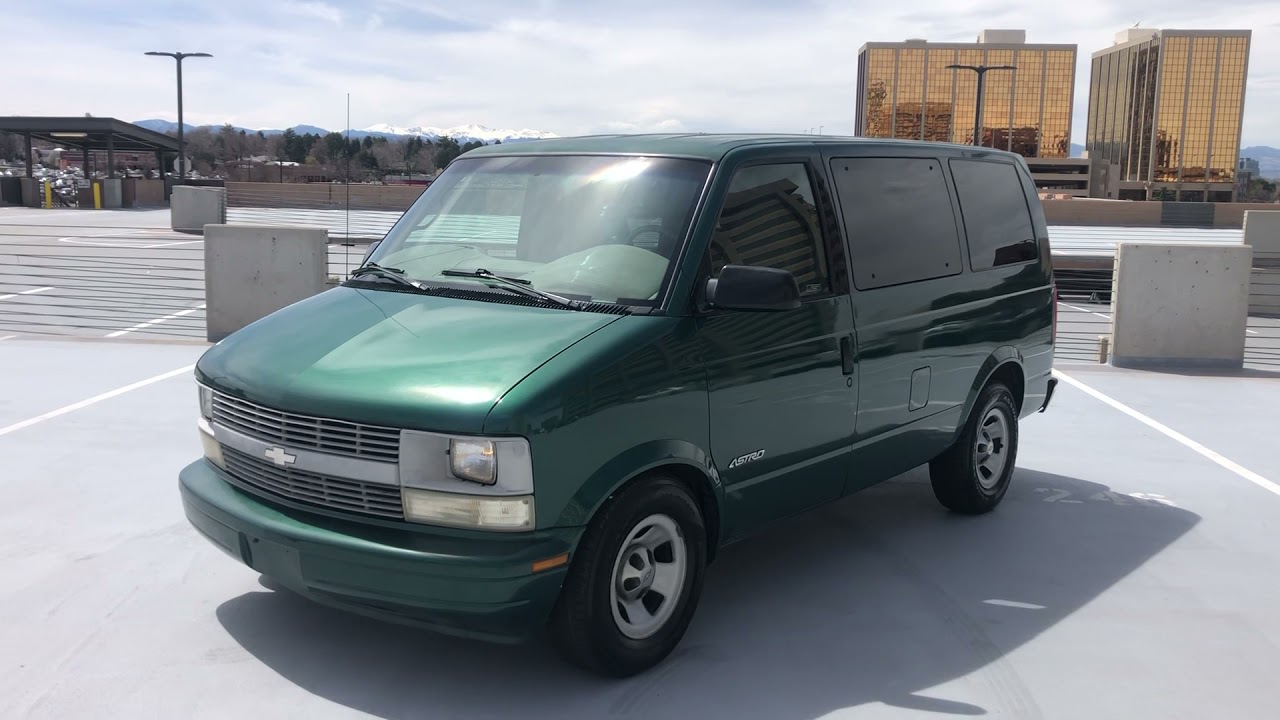 1998 Chevrolet Astro van AWD