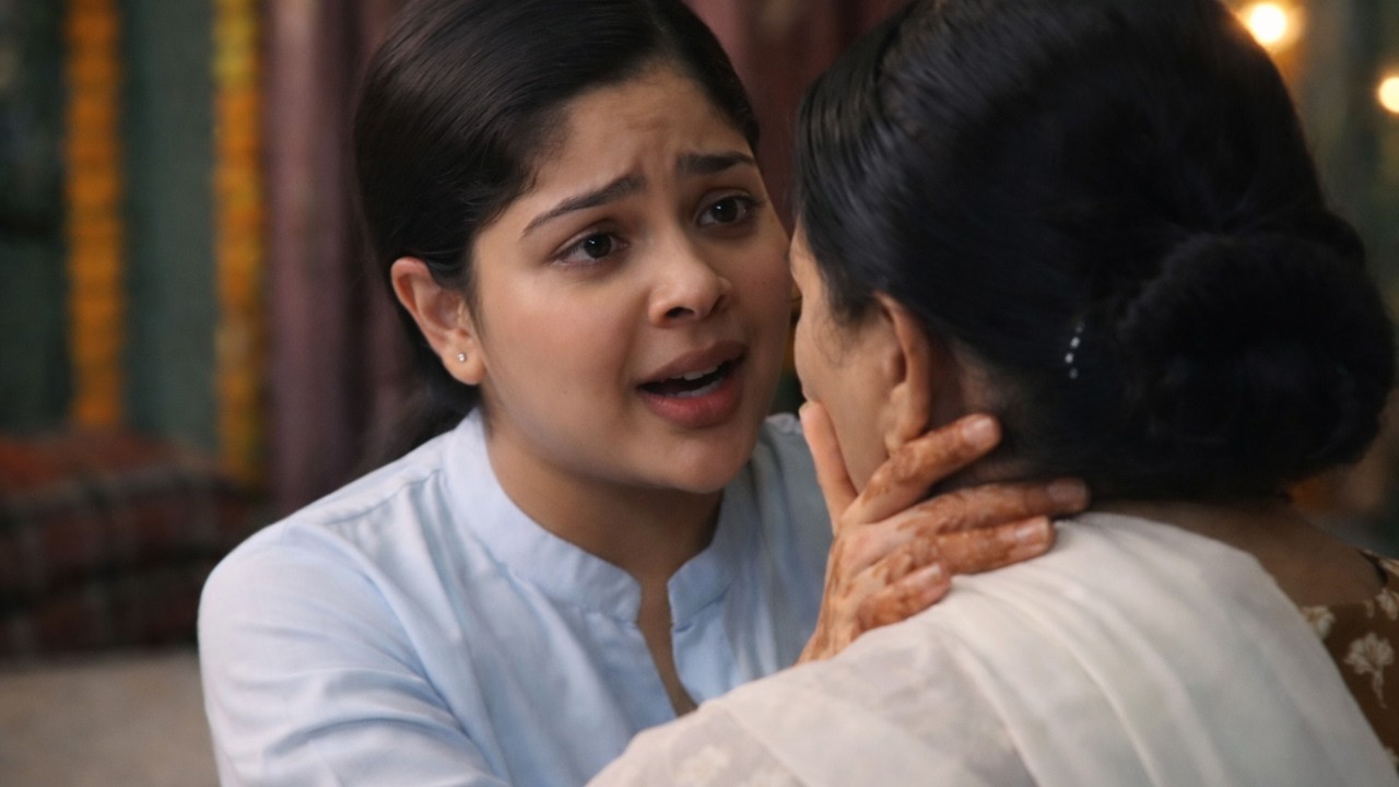 TellyPrimeOfficial  |  Anu as she chooses her parents'