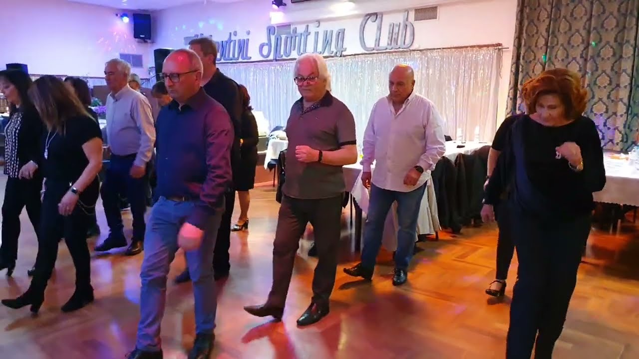 SALA DA BALLO ROMA CASTELLI ROMANI VALENTINI SPORTING CLUB