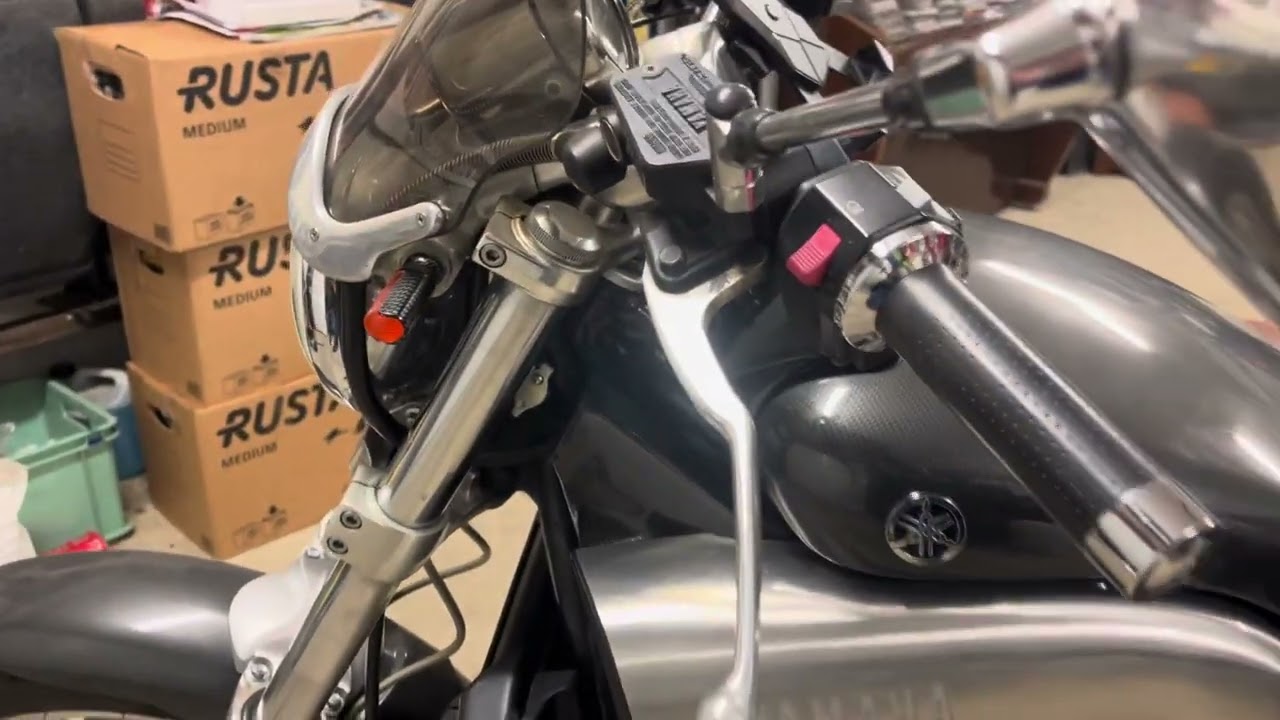 Yamaha 1200 VMX VM 2000