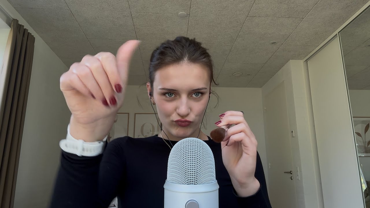 ASMR | Ramble and mic triggers🤗