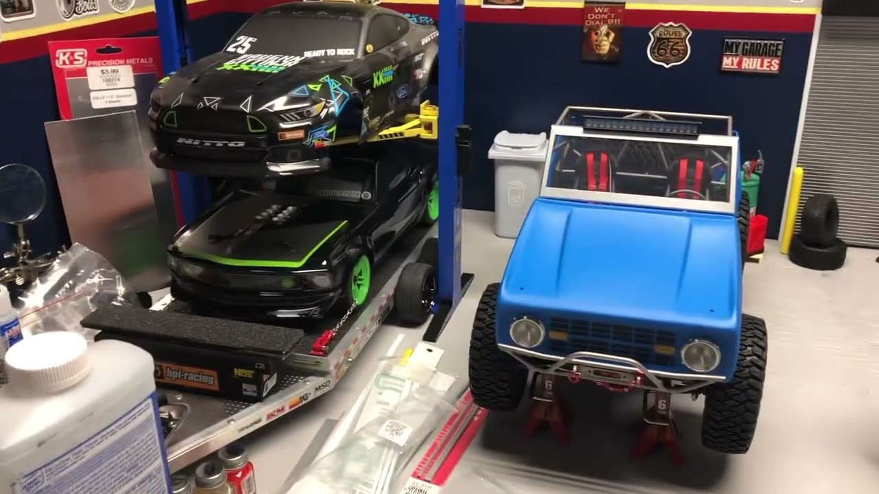 RC 1/10 garage bench