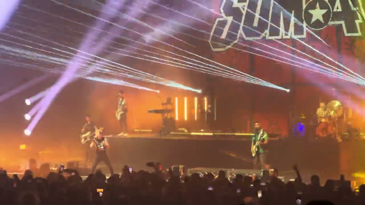Sum 41 - Linoleum (NOFX Cover) (2024-10-03, YouTube Theater, Inglewood, CA) [4K HDR]