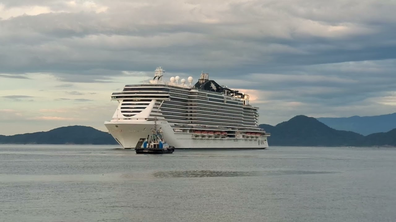 Aí vem chegando CV ao porto de santos 