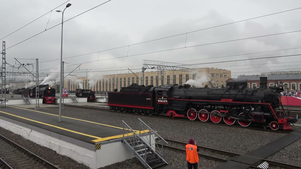 Парад паровозов на Балтийском вокзале Санкт-Петербурга