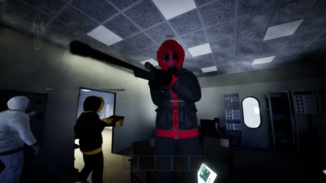 6 friends play a horror game
