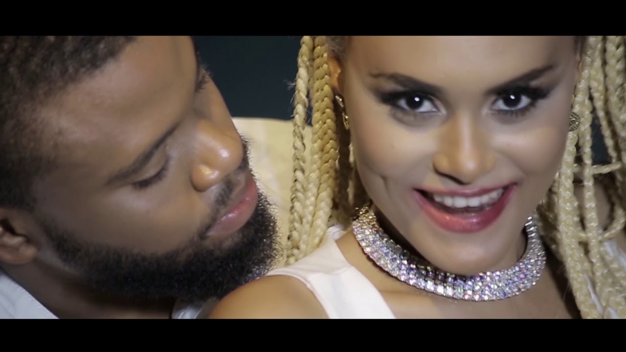 M'egane Rolfoch - Serrer na Serrer  (official video)