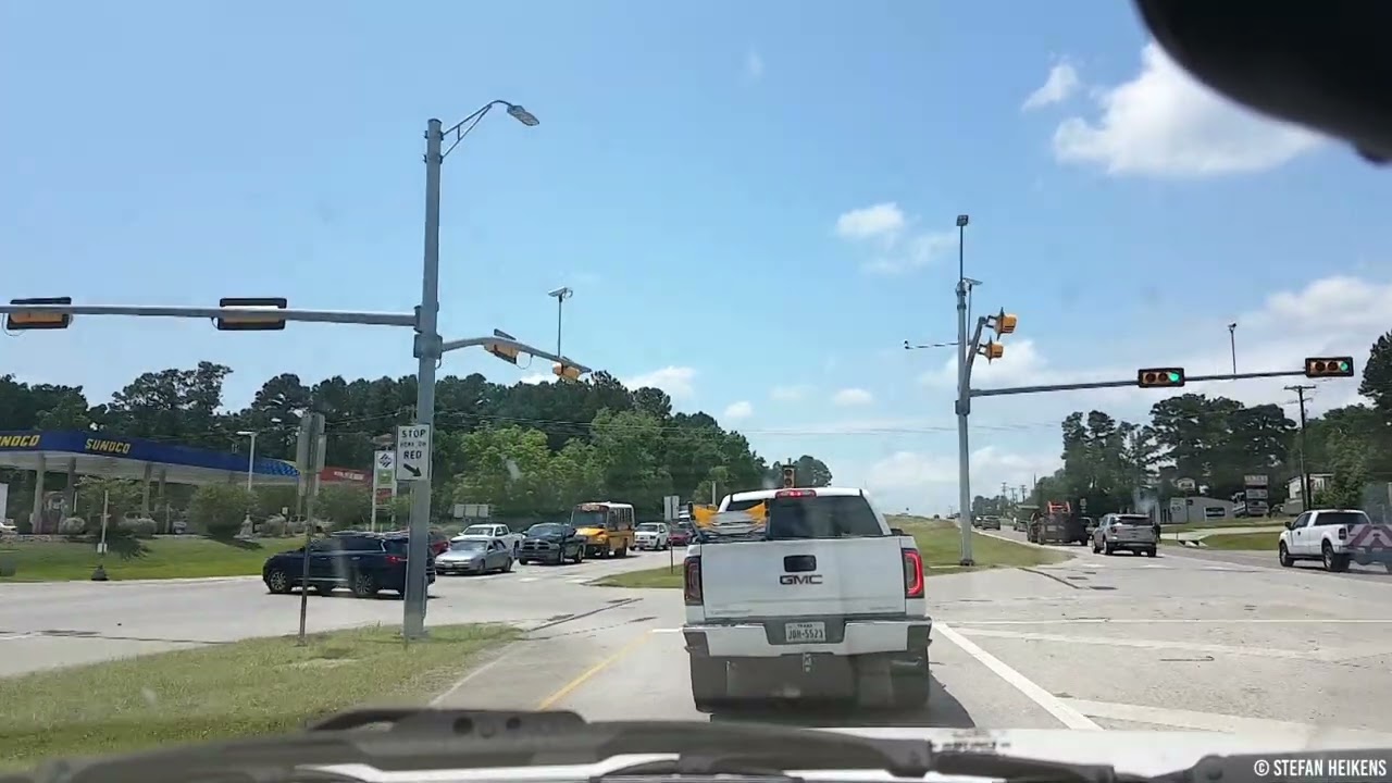 The route from LIVINGSTON (TX) to ALLAN B. POLUNSKY UNIT