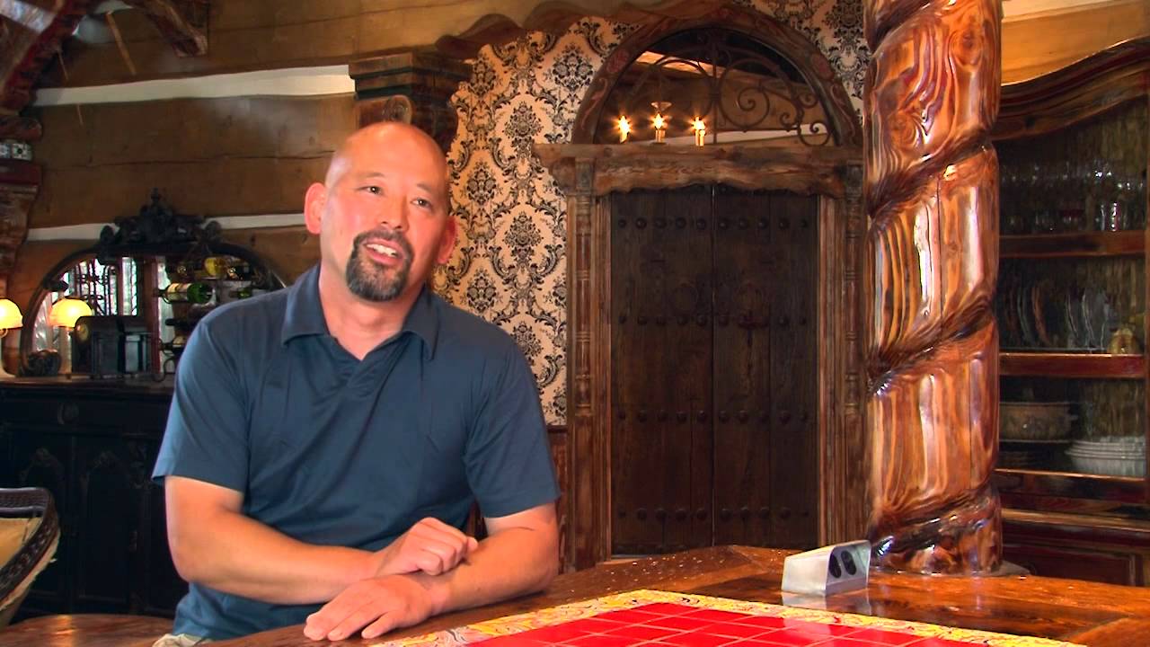 Big Rock - Elegant hand-crafted dovetail log home with antiqued timbers and stunning details