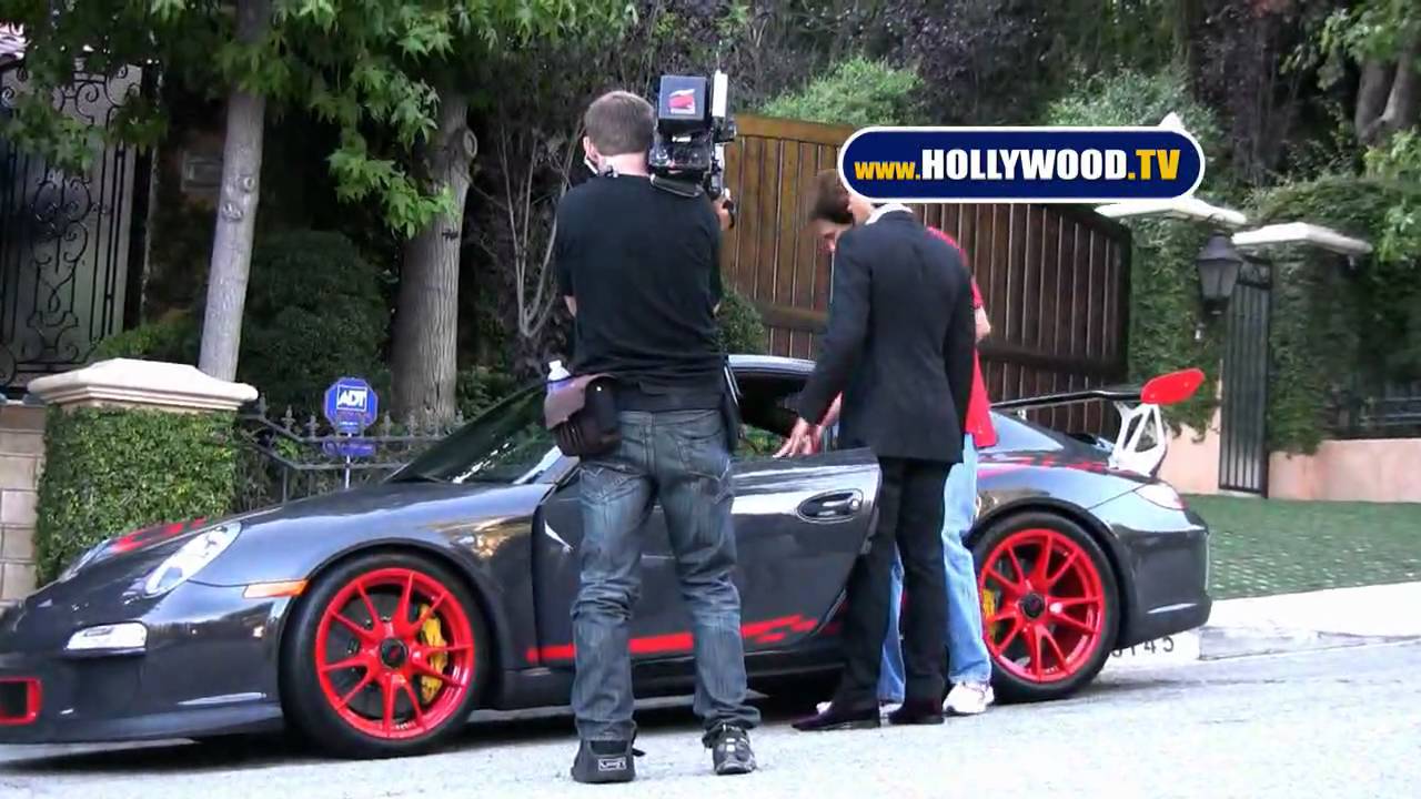 Kim Kardashian, Bruce Jenner And Scott Disick  On Location.