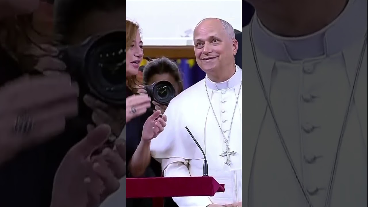 Historic 7-Minute Ovation for Pope Leo in Spanish Parliament | Shalom World News