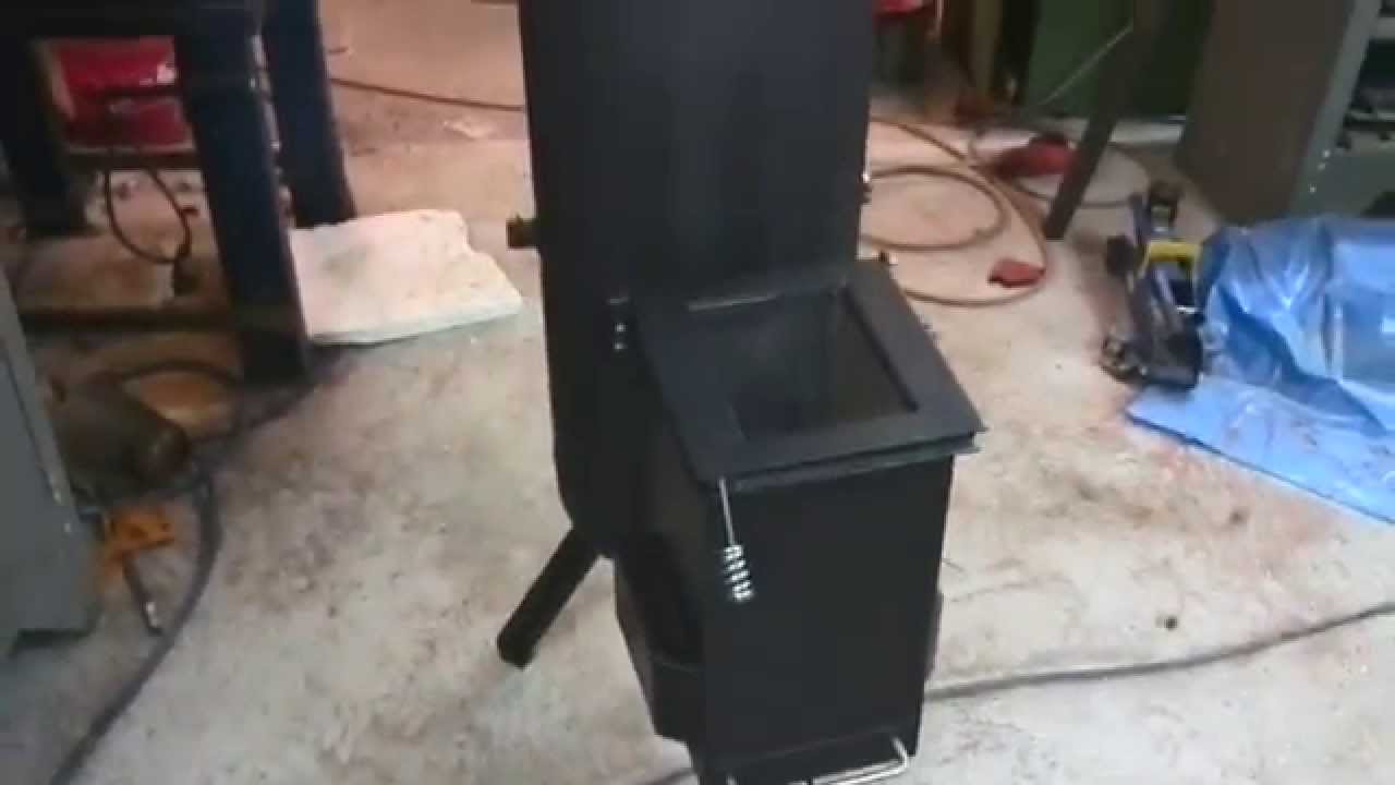 Raketenofen mit Feuerbox / Rocket Stove Mass Heater with Fire Box