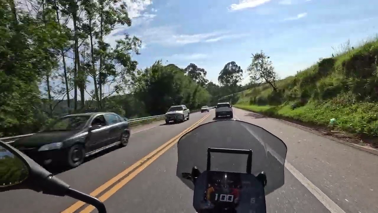 Do pedagio de Itatiba a Morungaba de BMW 1300 GS