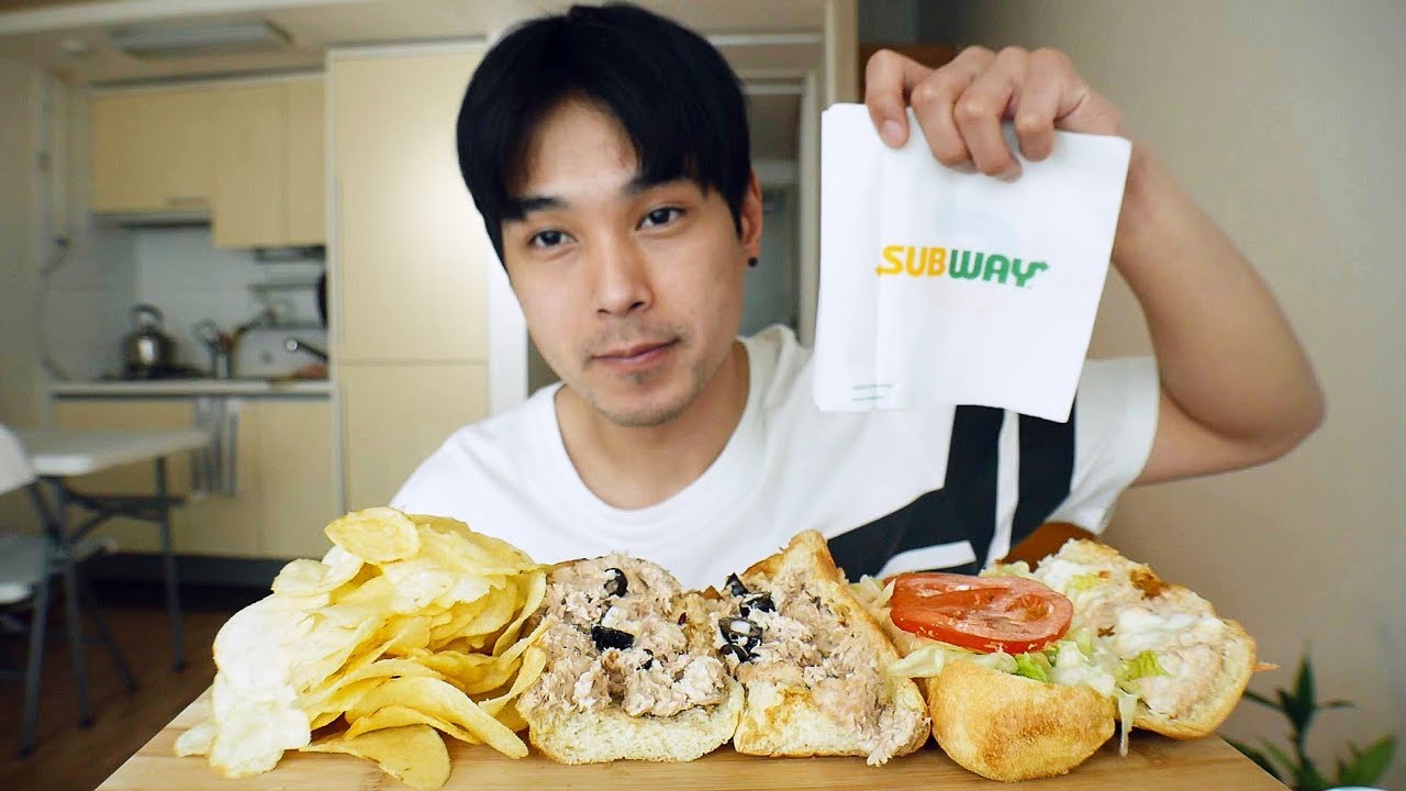 Tuna Sandwiches - MUKBANG