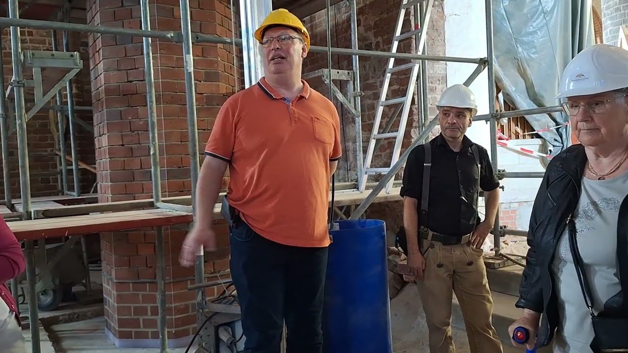 Aufbau der Kreuzrippengewölbe im Chor der Sankt Marien Andreas Kirche in Rathenow 13-07-2024