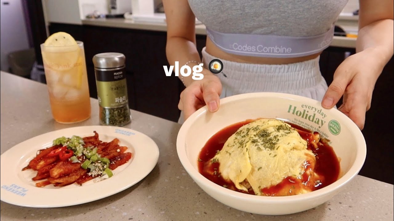 vlog | 이사온 집에서 여름 집밥 챙겨먹는 일상  🍉 내장 전복죽, 편백나무찜, 버터갈릭피자 만들고 이케아 가구 구경, 퇴근하고 회전 초밥 🍣