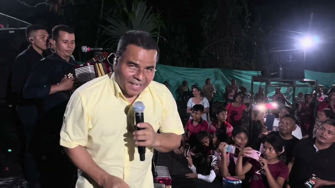 EL ESPÍRITU SANTO SE MUEVE- Eduar Y José Morelo- En Pueblo Nuevo Sucre- Video En vivo.
