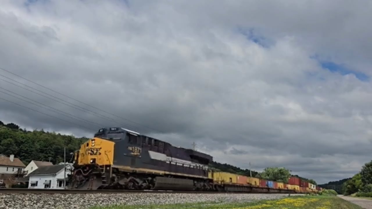 Norfolk Southern Action in Salem, Ohio & Chasing CSX 1871