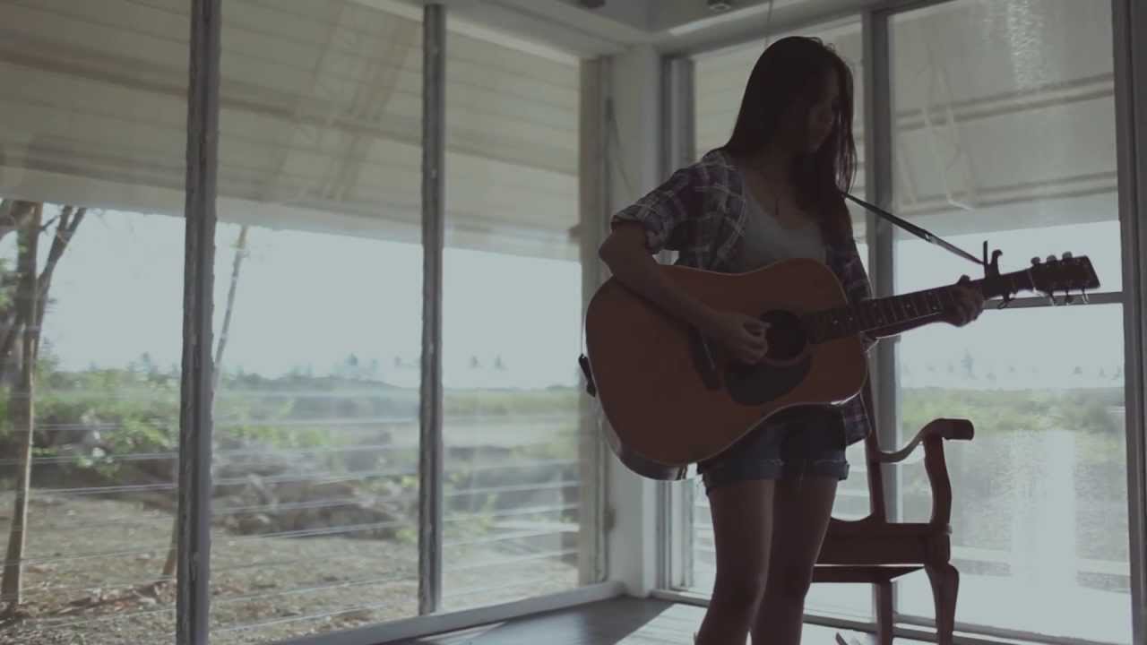 Clara Benin - Easy