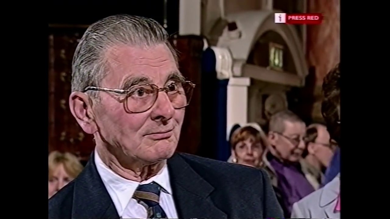 Antiques Roadshow UK Series 25 Episode 13 Leeds Town Hall
