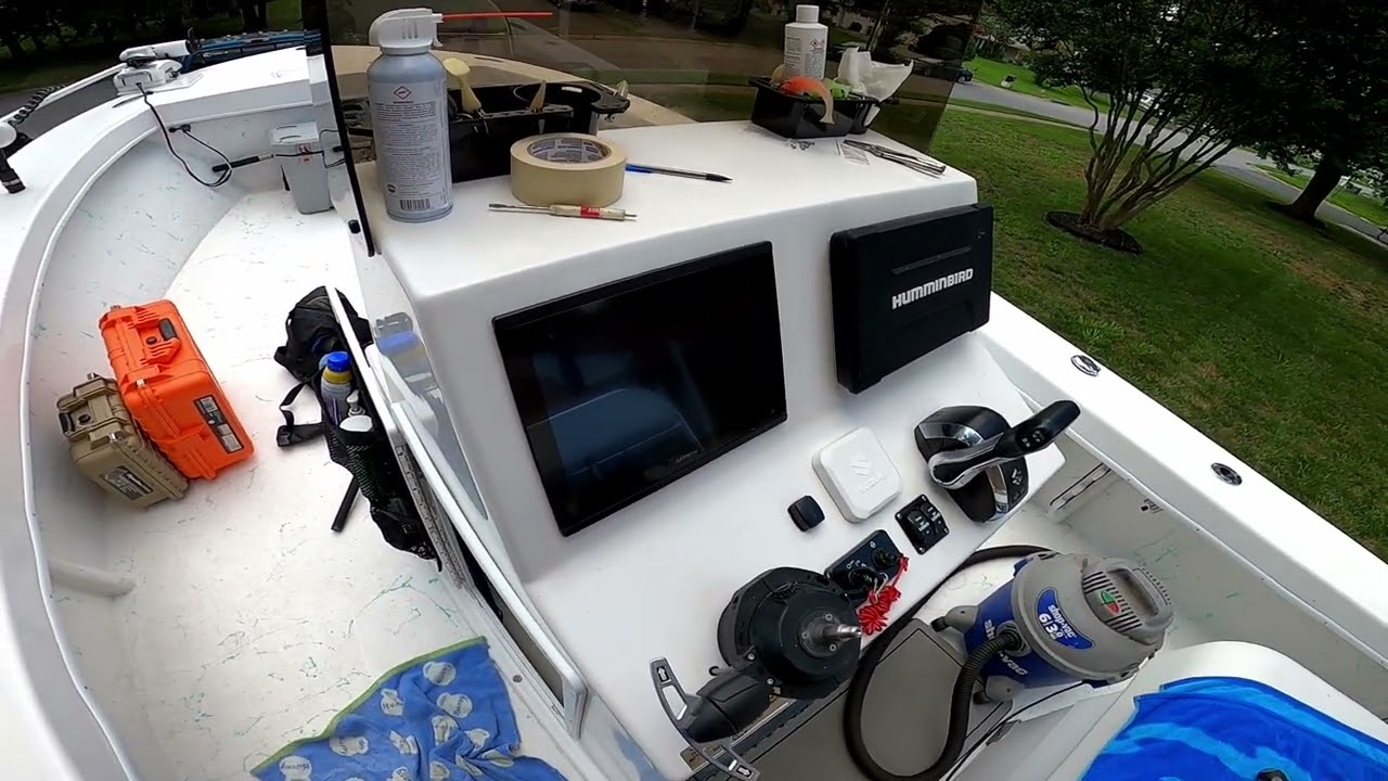 Garmin 1243xsv and Livescope LVS62 install on C Hawk 25cc