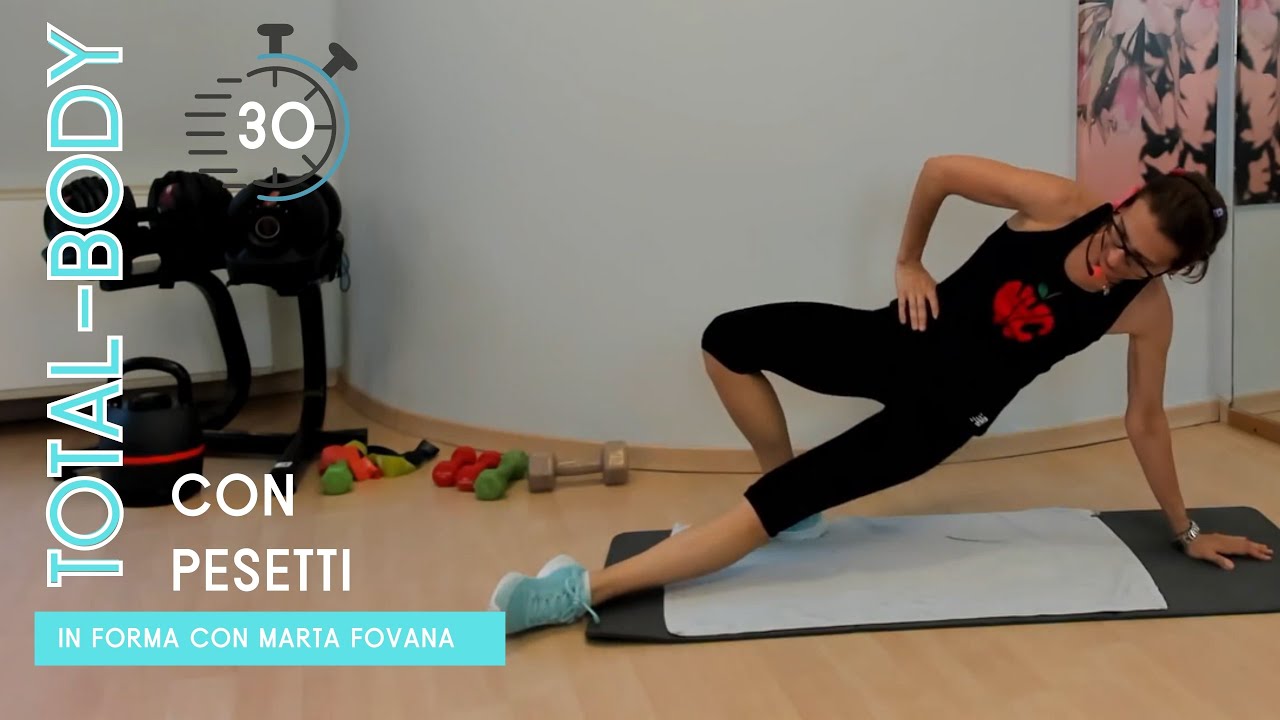 25 minuti di allenamento Total-Body con pesetti // Ginnastica a casa: modella & brucia 67