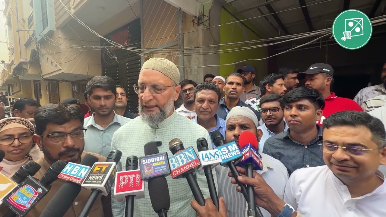 Telangana mein Permanent Residence Certificate jaari kiya jaaye: Barrister Asaduddin Owaisi ki maang