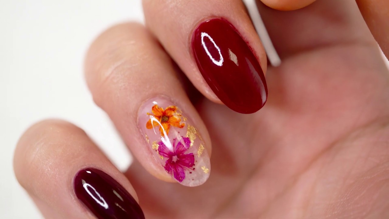 Gold Foil & Floral Encapsulation Using Dip Powder | Nail Tutorial by DipWell