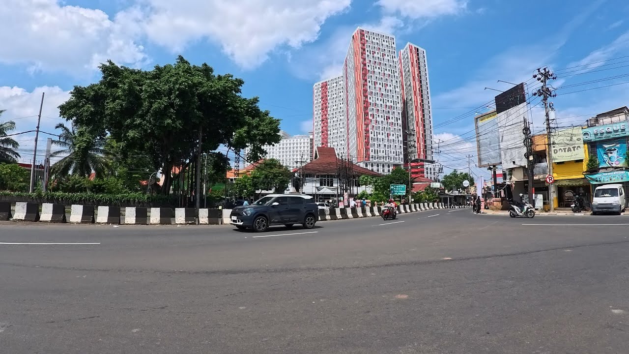 4K Driving in Indonesia | Scenic Drive from UNDIP Tembalang to RSU Banyumanik I, Semarang