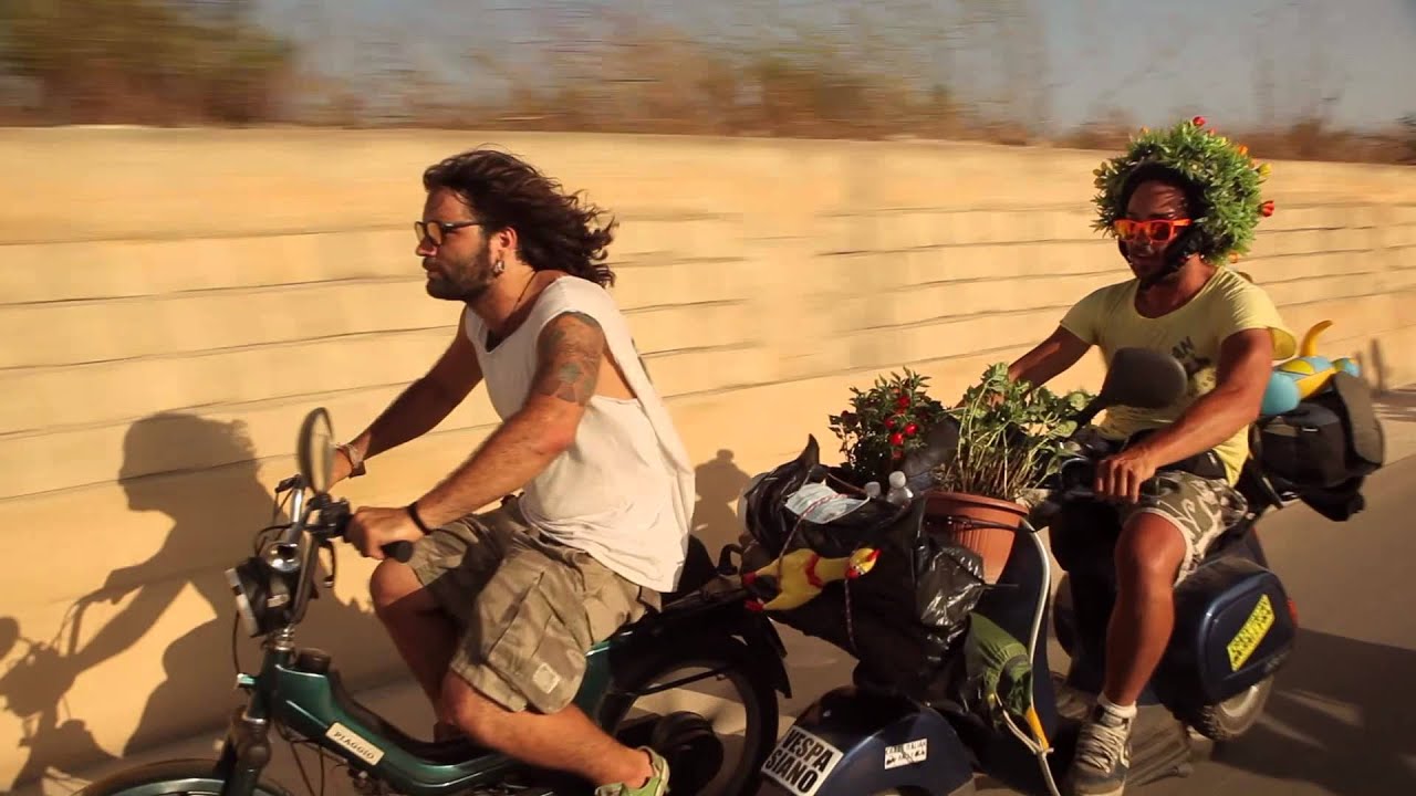 Crazy Italian Rally, 1,884km across Italy on a Vespa