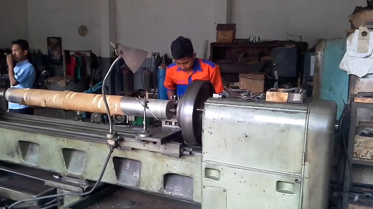 Bubut rata Muka