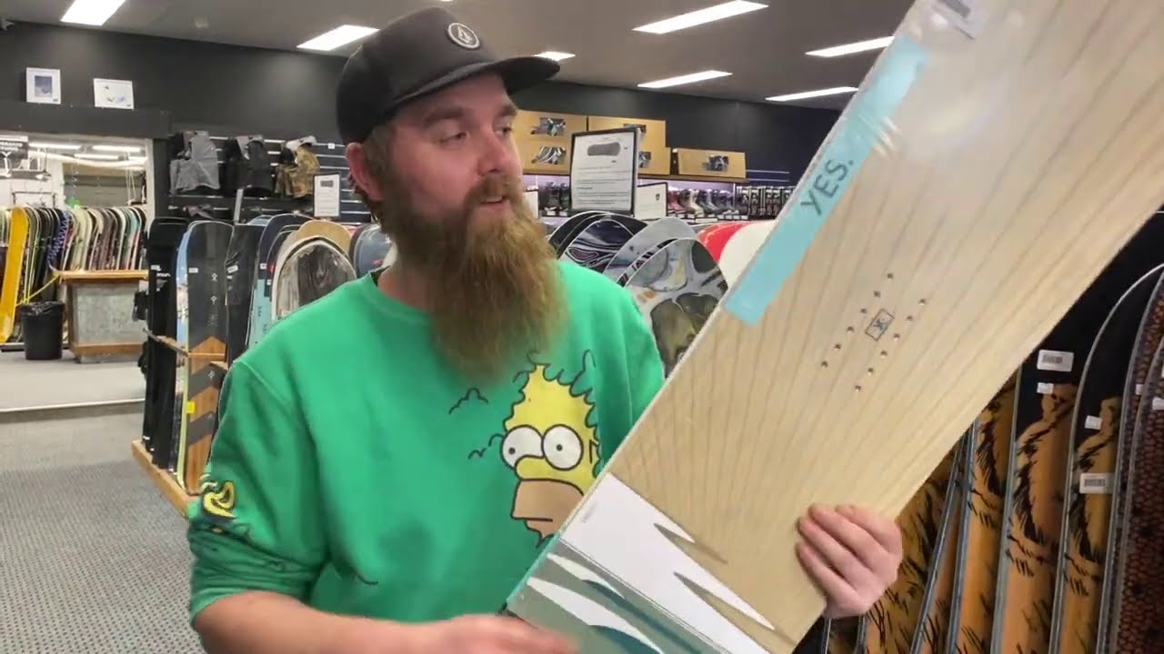 DIRECTIONAL SNOWBOARDS