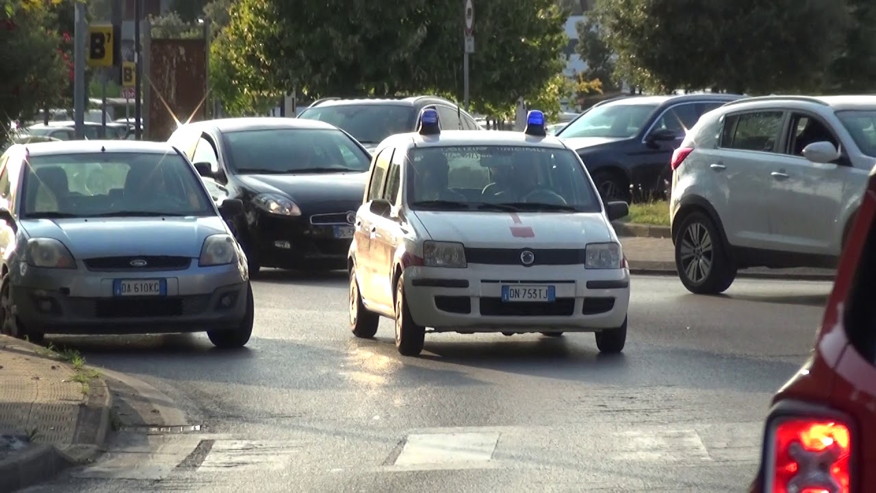 Polizia Municipale Viareggio + Croce Verde Lido di Camaiore in sirena