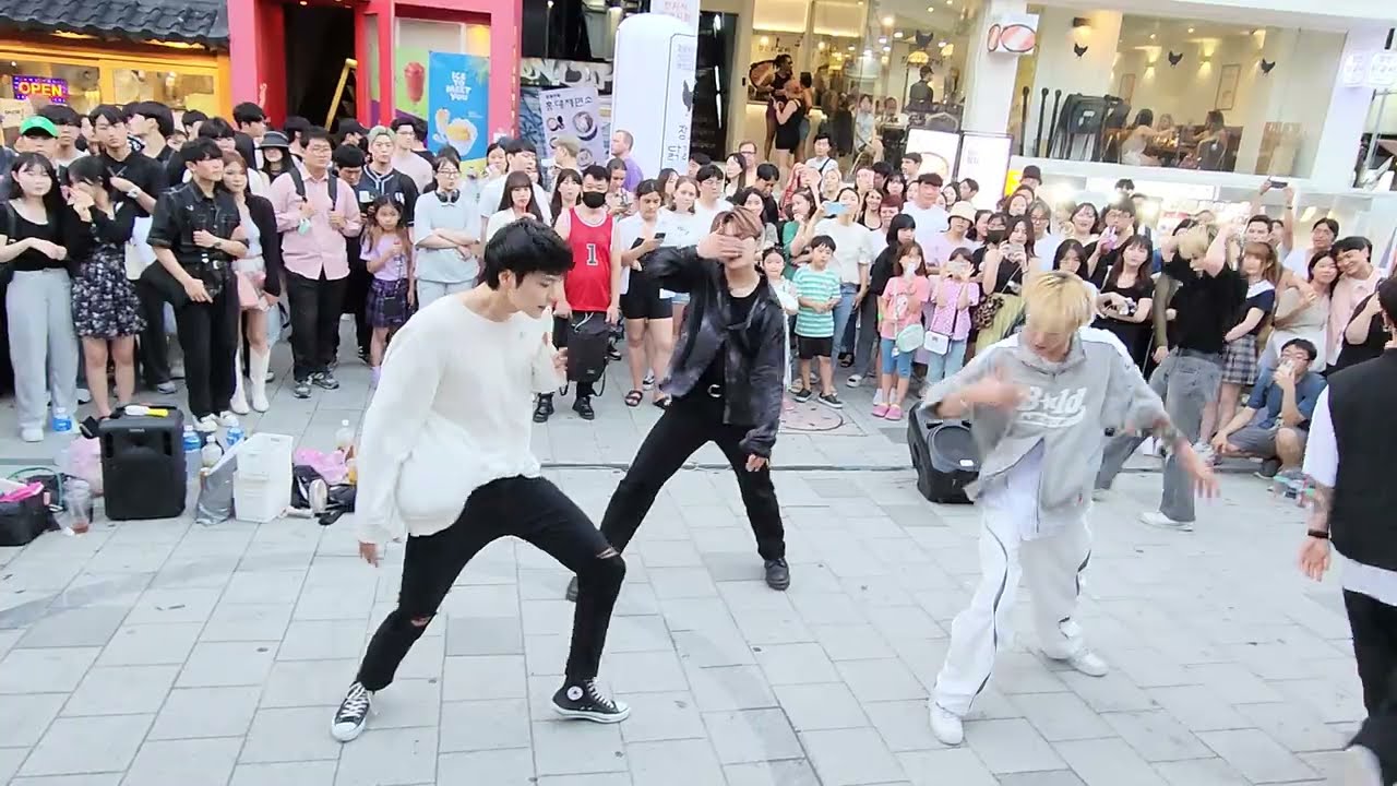 20230701 ABLUE#에이블루 Hongdae Busking 홍대 버스킹 SnowHorse#눈말 192619