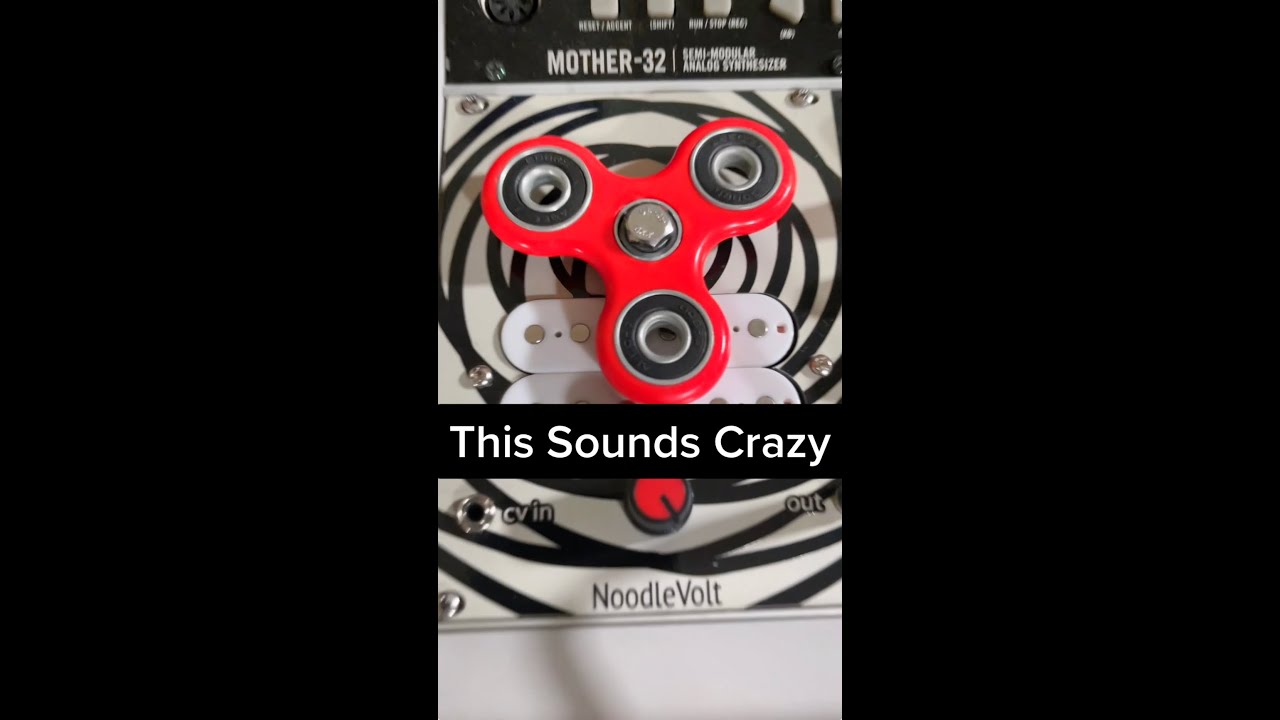 I hooked up my fidget spinner to a synthesizer #shorts