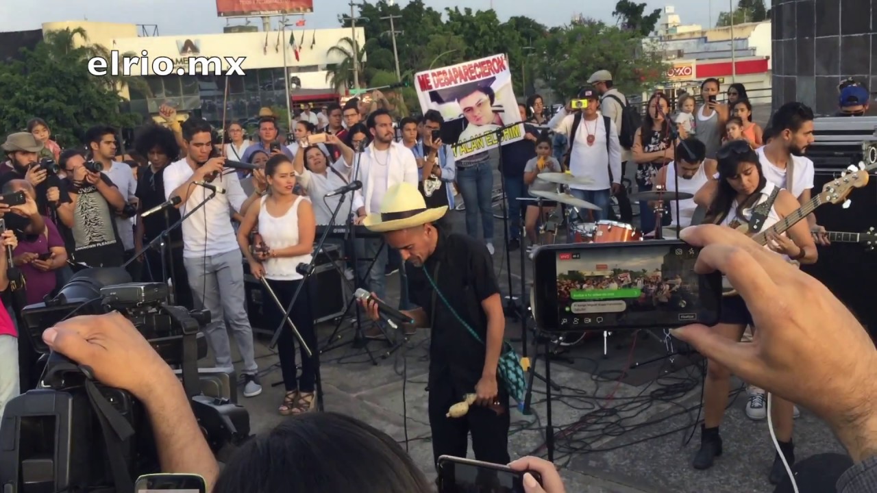 Cómo Te Extraño Rubén Albarrán canta a madres de desaparecidos