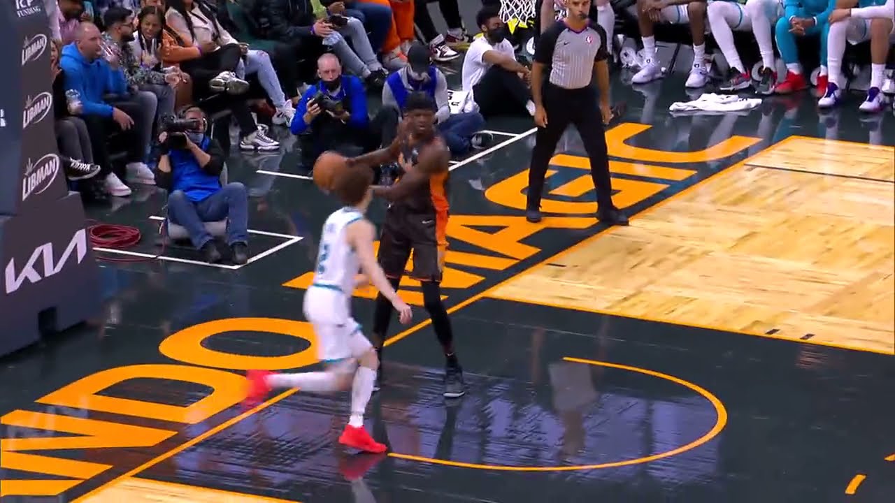LaMelo Gets To Cocky And Misses Wide Open Dunk!😂 On A Self Lob As Well!
