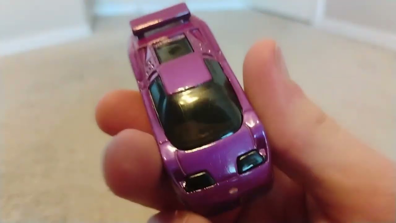 even more hotwheels!!