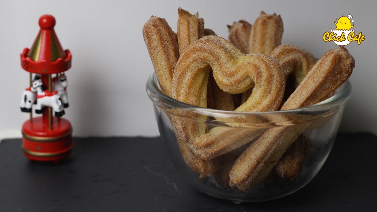 Baked Churros สูตรขนมชูโรสอบสุดง่าย