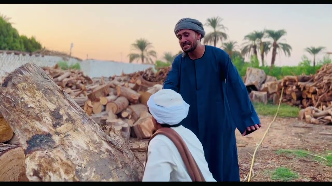 العقبي أكبر تاجر فحم في الزينيه قبلي 😂😂