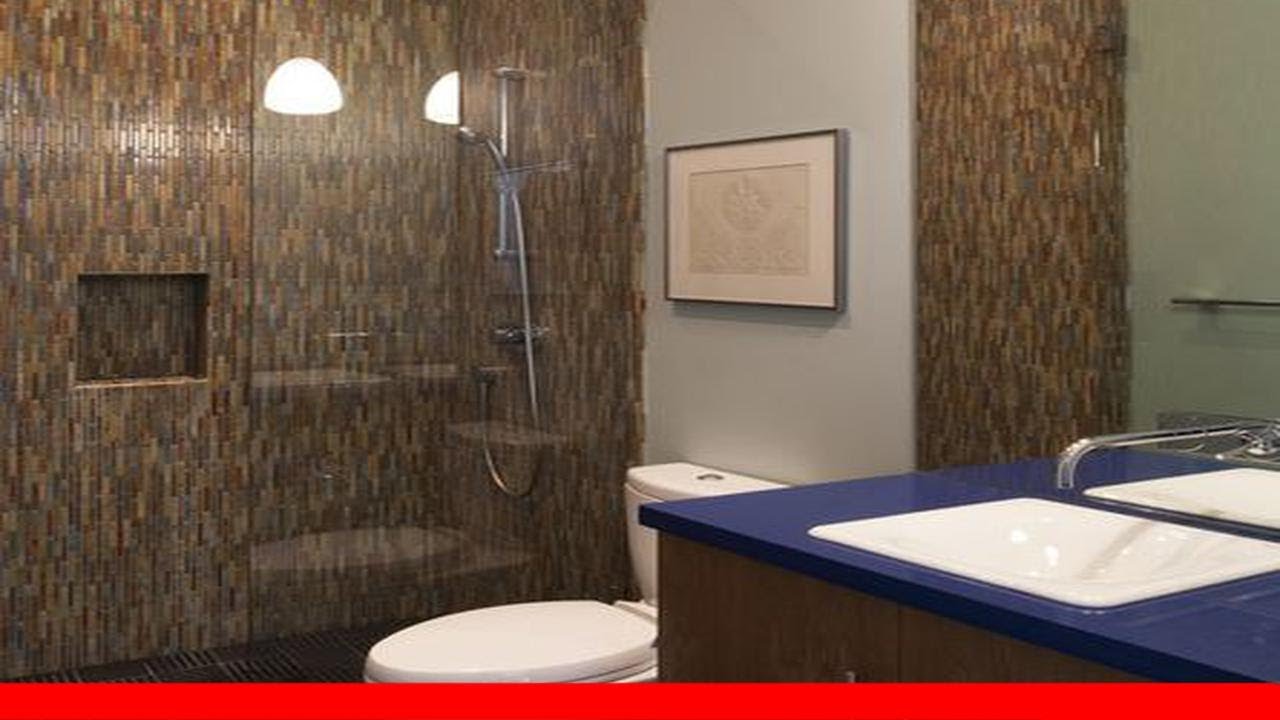 19 Great Ideas For Showers Without Doors 🛋️